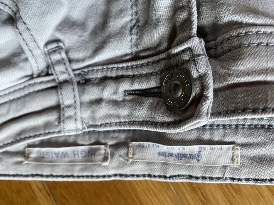 Spodnie jeansowe stradivarius damskie rozm M/L