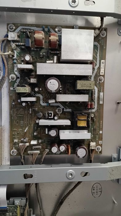 TV Plazma Panasonic TX-P46G20E uszkodzony na części