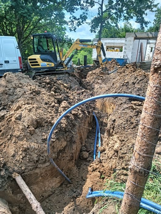 Sieci i przyłącza wod-kan usługi sprzętowe roboty ziemne przeciski