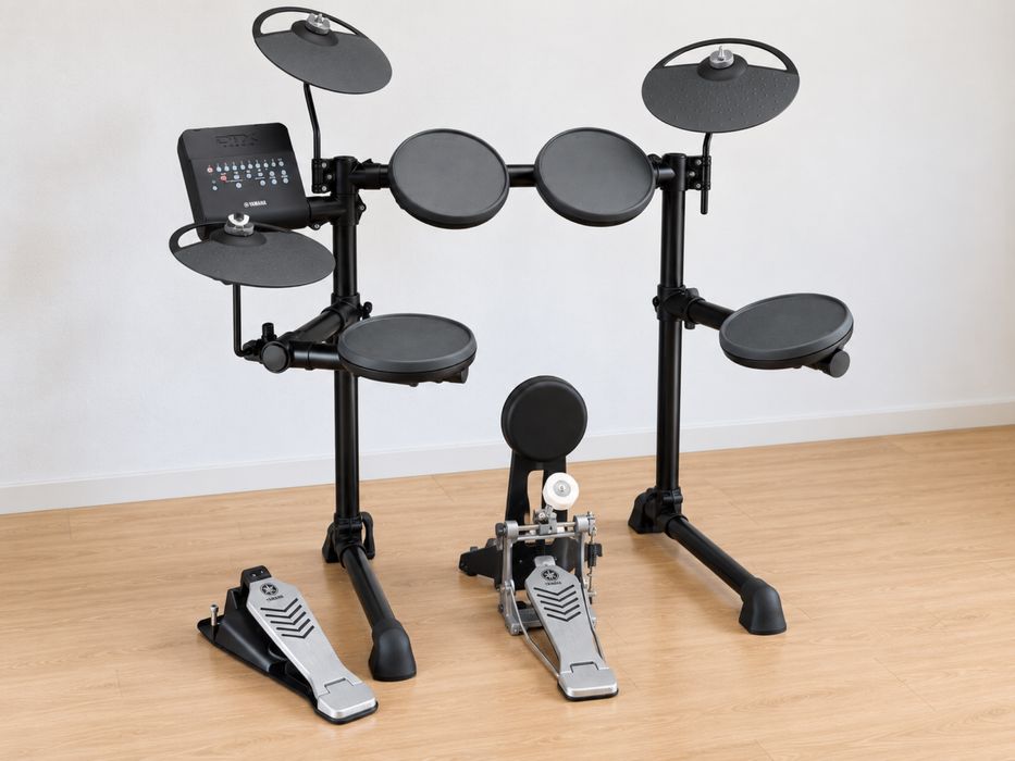 Bateria Eletrónica Yamaha DTX432K – Completa e em Muito Bom Estado