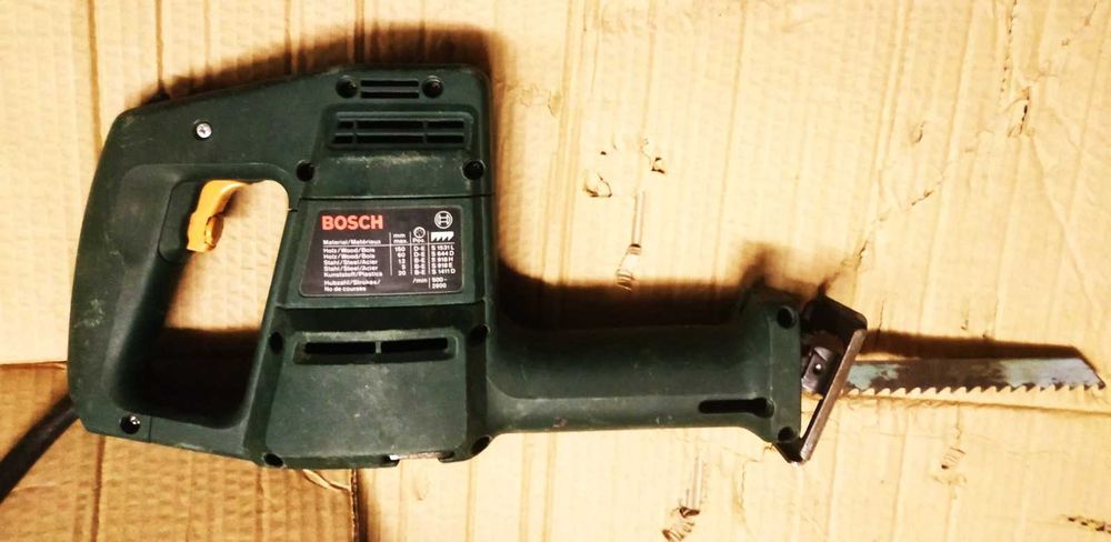 Сабельная пила Bosch PFZ 550 E. Швейцария