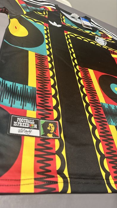 Camisola Jamaica Bob Marley 2026