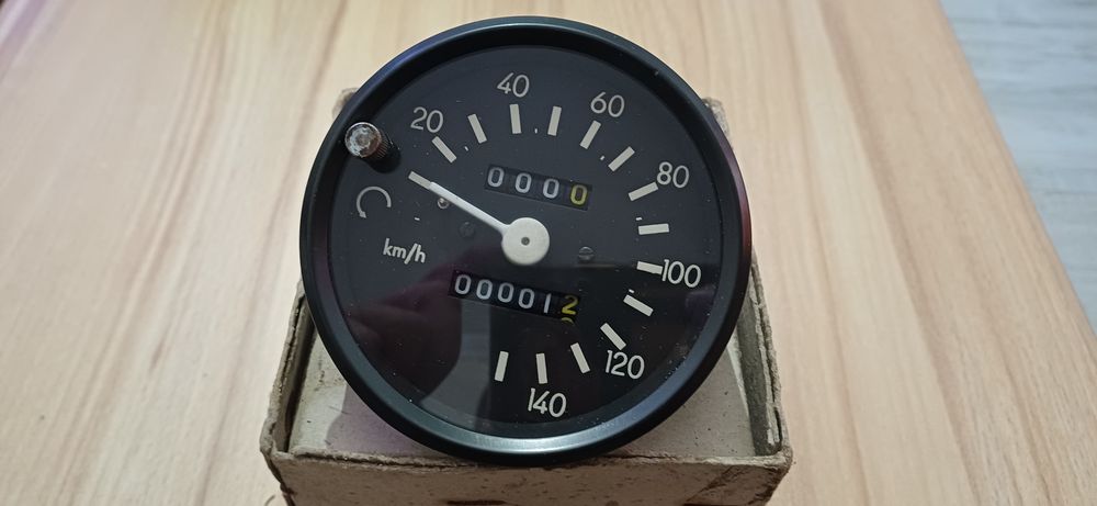Licznik tachometr  Trabant Wartburg  NOWY