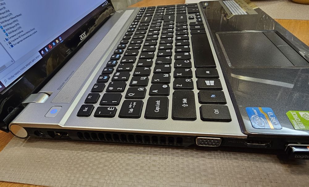Ноутбук Acer V3-571G  i3, ssd 240gb
