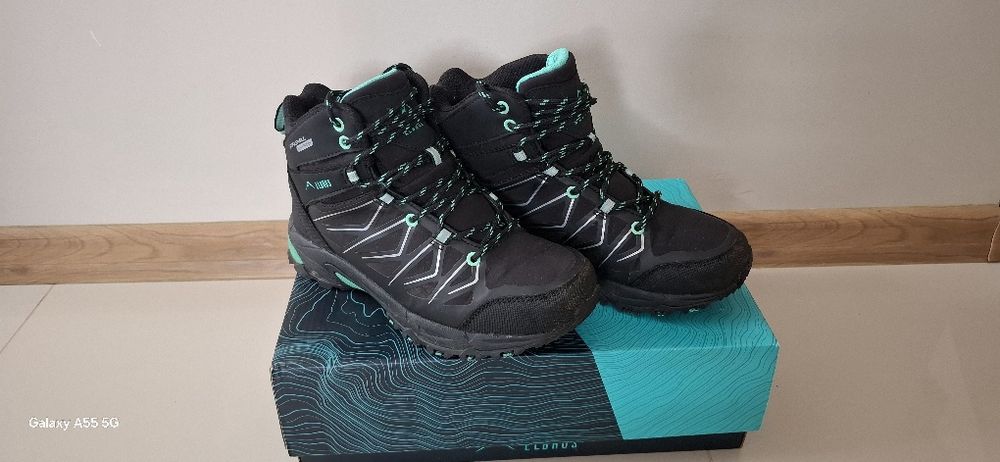 Buty zimowe Elbrus rozmiar 36, jak nowe