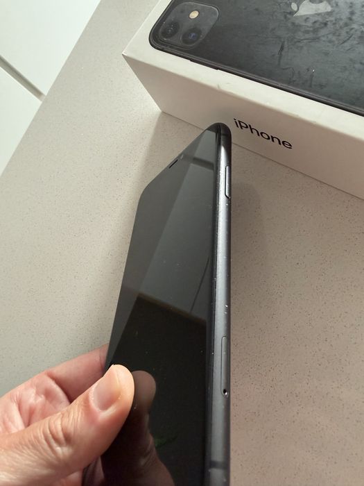Apple IPhone 11 preto 16gb