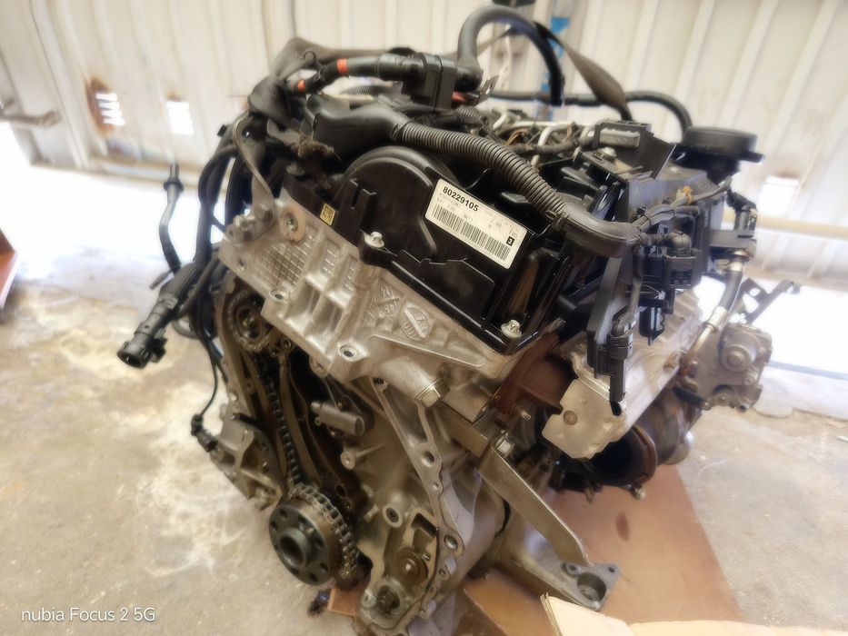 Motor usado pada pecas de um N47 disel BMW ceri3 de 2015 disel  caixa aitomatica