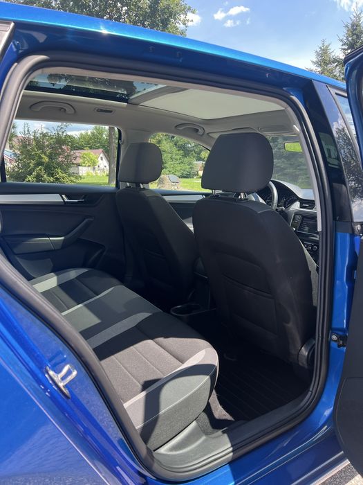 Škoda Rapid 1.0 MPI 75 KM | Ambition Max | 2018 | Bogate wyposażenie |