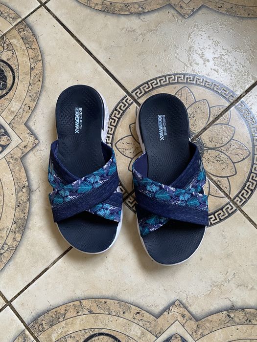 Женские шлепанцы босоножки Skechers On the Go 400 Tropical