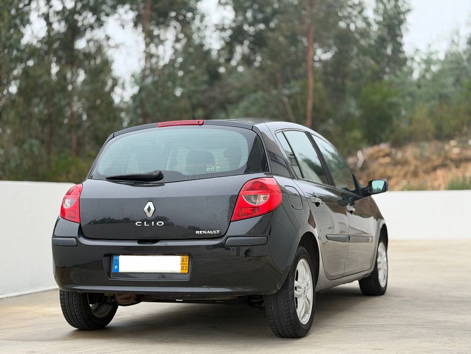 Renault Clio 1.2 16v 75cv