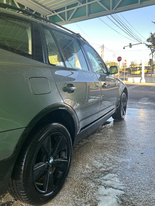 BMW X3 xDrive 18d (2008) - Impecável de Mecânica / Ecrã Android / Jantes 18"