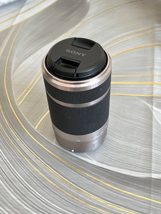 Sony E 55-210mm f/4.5-6.3 OSS (SEL55210)
