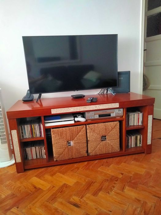Móvel de televisão