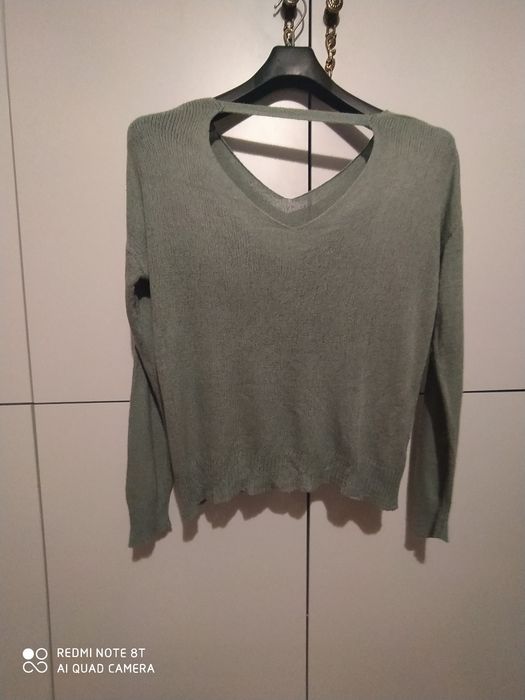 Miętowy cienki sweterek Vneck, rozmiar XL