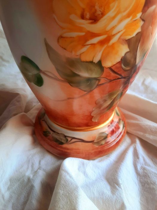 Jarra de Porcelana Pintada à mão