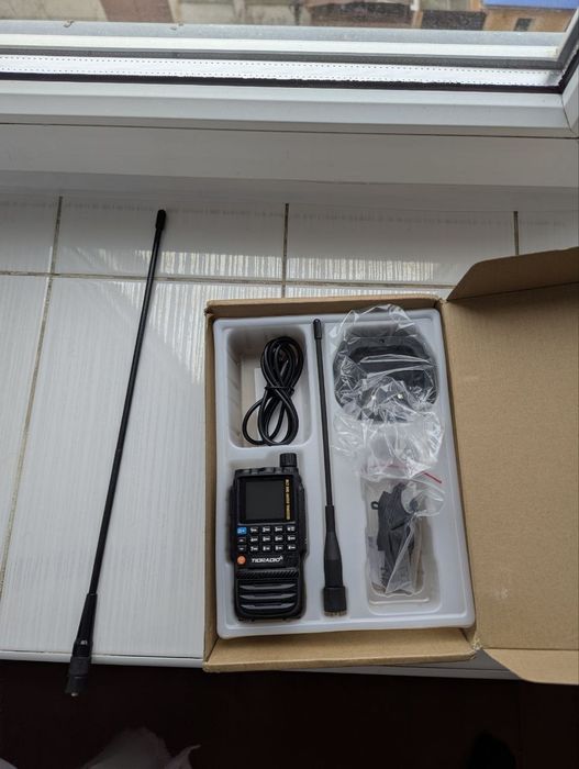 TIDRADIO TD‑H3 + антенна Retevis RHD 771 | Как новая, полный комплект