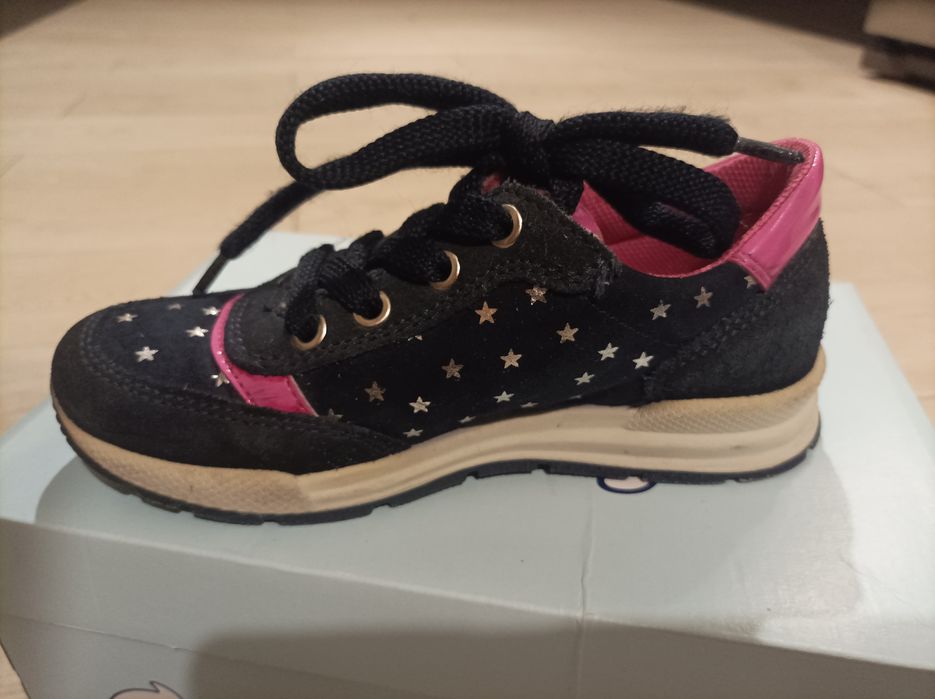 Buty dla dziewczynki