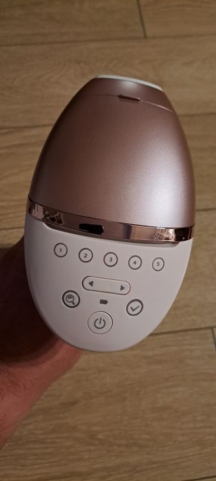 Philips Lumea 9000 IPL Hair Removal