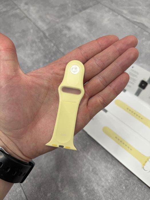 Ремінець Apple Watch 44mm Lemon Cream Sport Band