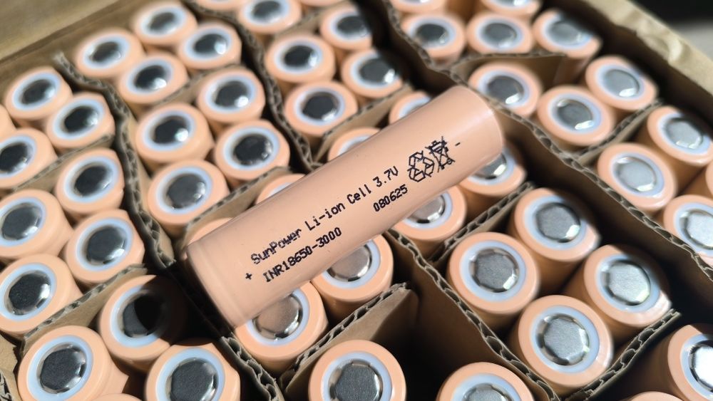 Акумулятор SunPower INR 18650 3000mAh 20А Li-Ion EVE LJ Dmegc soni