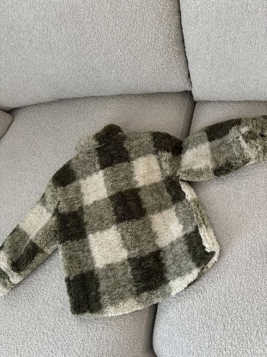 Куртка фірми zara