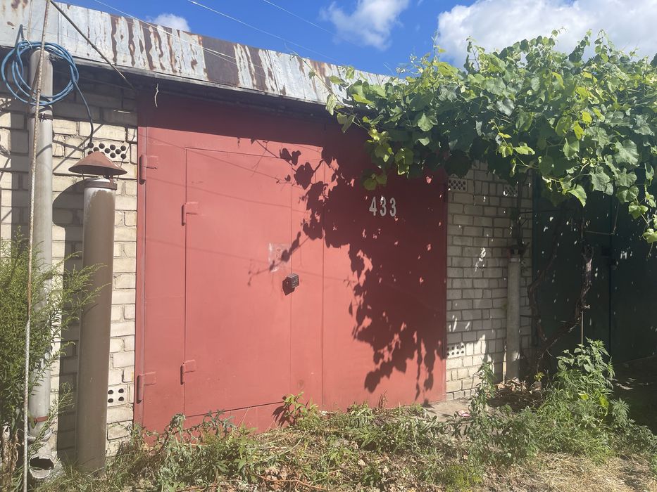 Продам гараж з підвалом в ГК Автомобіліст