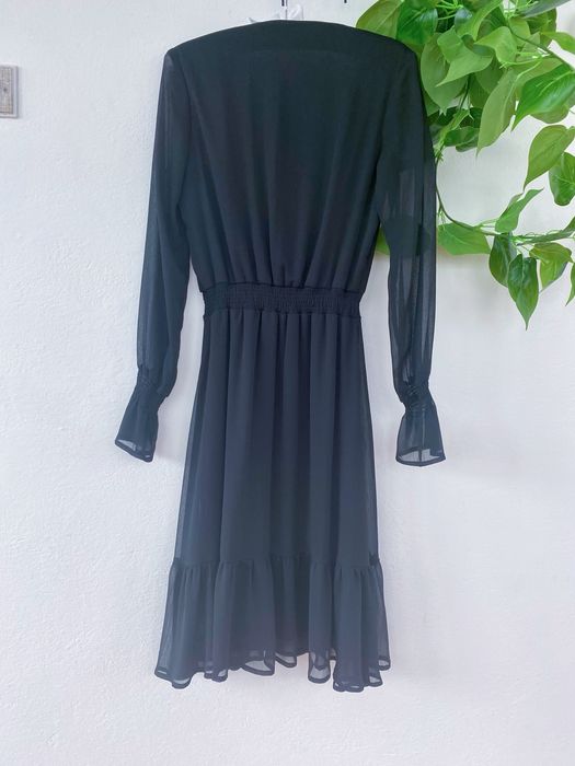 Czarna sukienka Mohito
