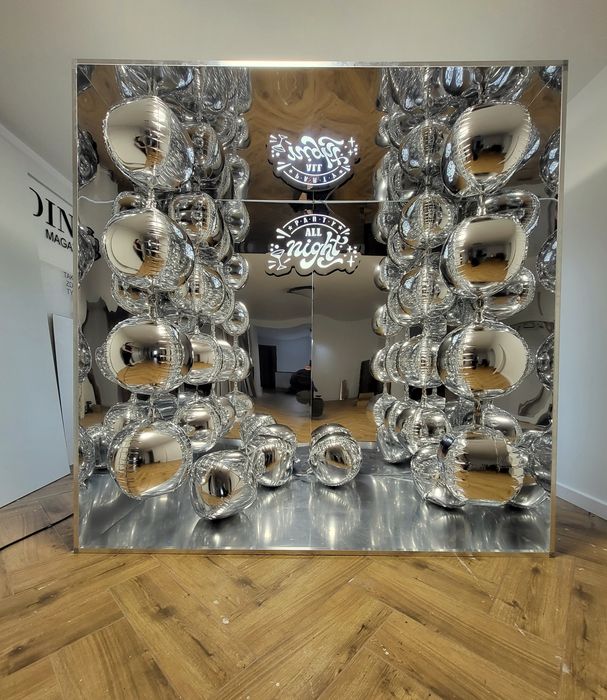 Kolorowe dymy wiatraki iskier fontanny iskier wodospad iskier