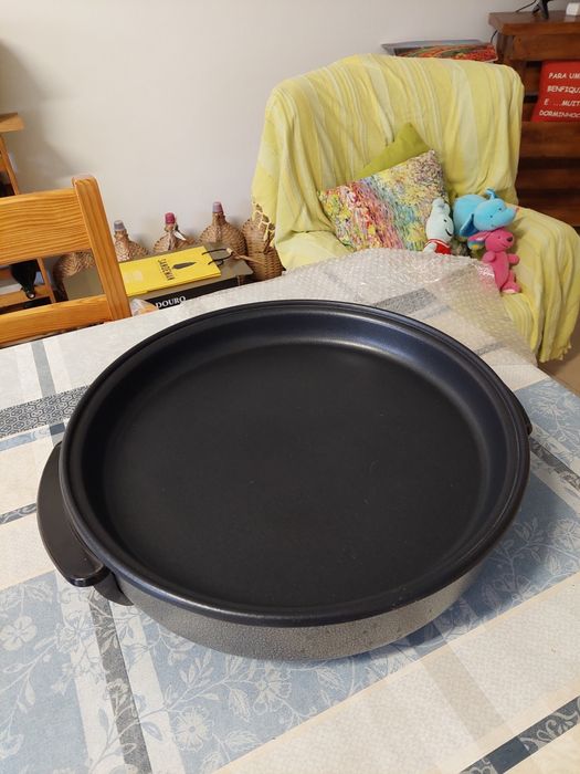 Grelhador elétrico antiaderente redondo