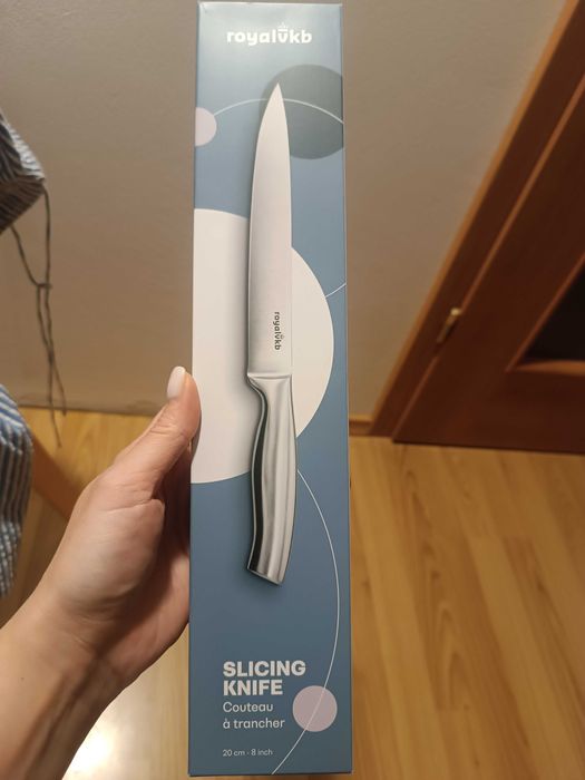 Spredam nowy nóż do krojenia 20 cm