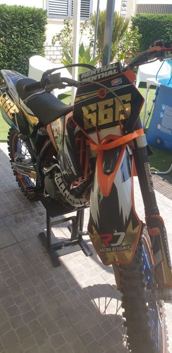 Vendo KTM 250cc c/revisão feita