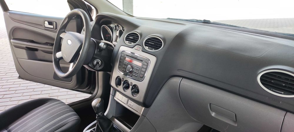 FORD FOCUS, 1.6 BENZYNA, Klimatyzacja, Bardzo Ładny Stan.