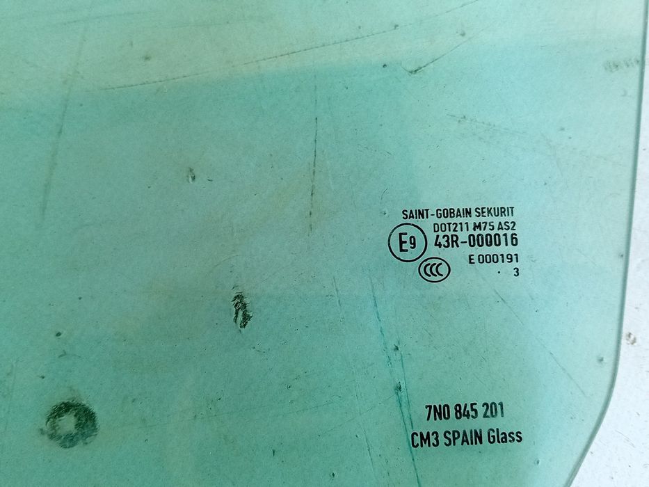 Vidro porta frente esquerda SEAT Alhambra (710, 711)