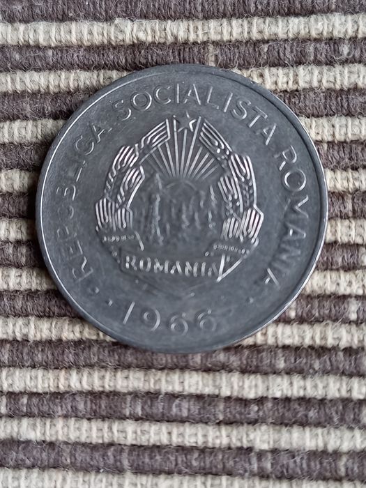Moneta  Rumunia 1 Leu.