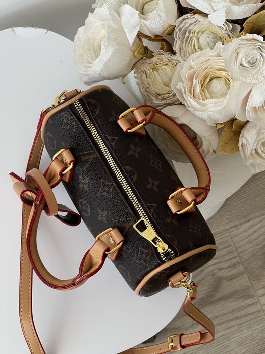 Сумка Louis Vuitton Nano Speedy, в наявності є 650+ інших моделей