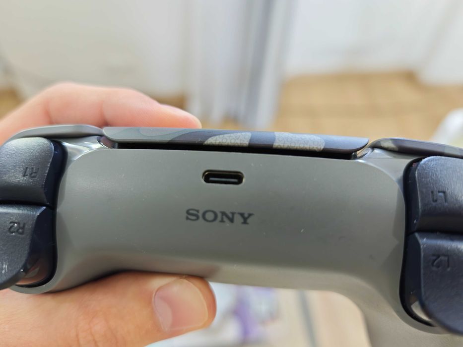 Oryginalny Pad Sony PS5 DualSense Grey Camouflage – Stan BDB / Bez Driftu