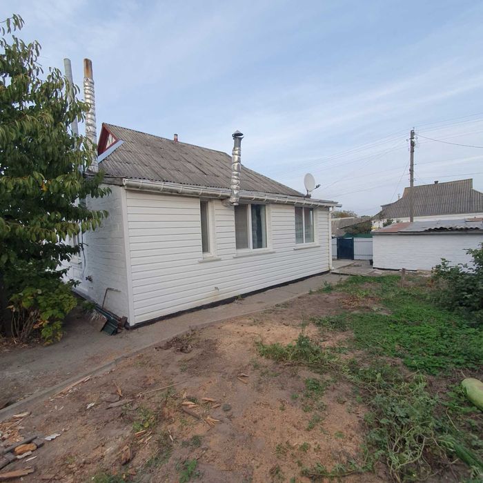 Продаж будинку . М.Тараща