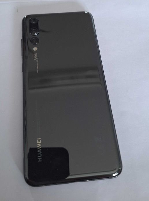 Huawei p20 pro. Nowa bateria i tylna klapka
