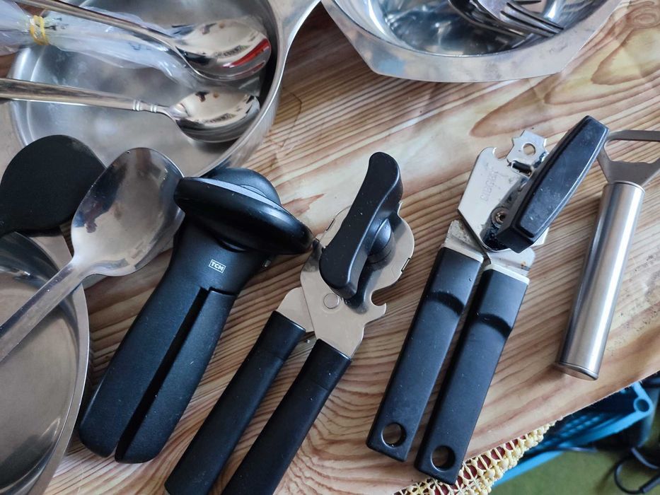 Посуда сковорідки кастрюлі ложки вилки з Німеччини нержавейка