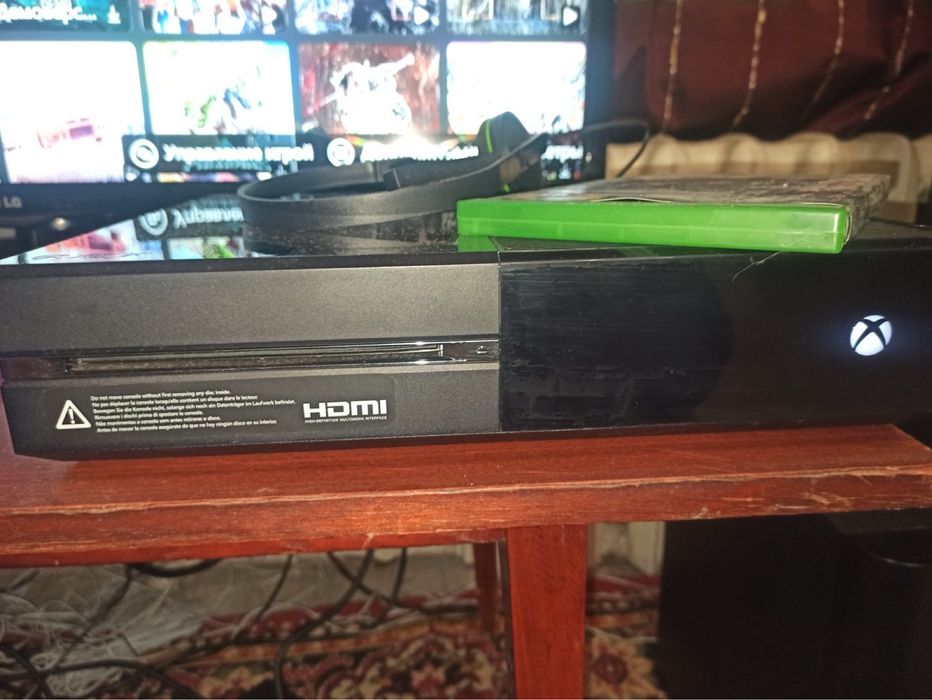 Приставка Xbox one 500GB