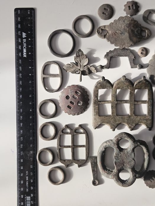 Элементы конской упряжи  17 - 19 века.