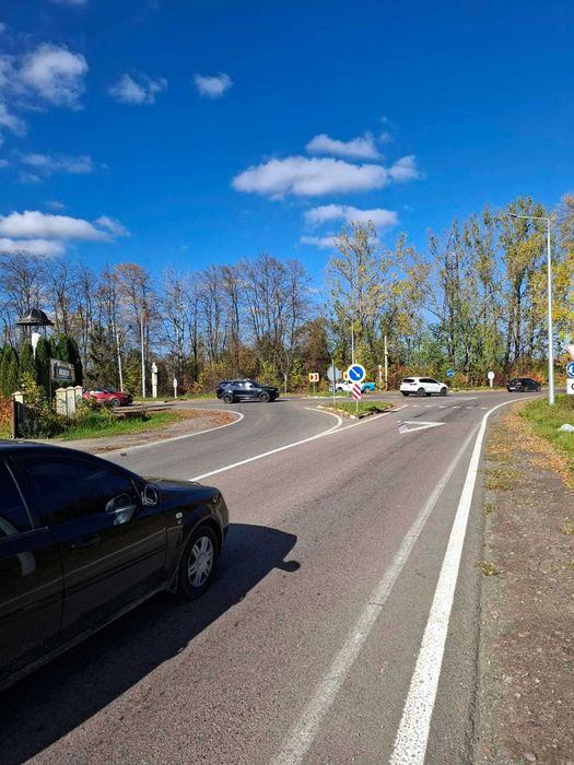 Продам земельну ділянку на трасі до Буковелю Н09. 60 соток. Два фасади
