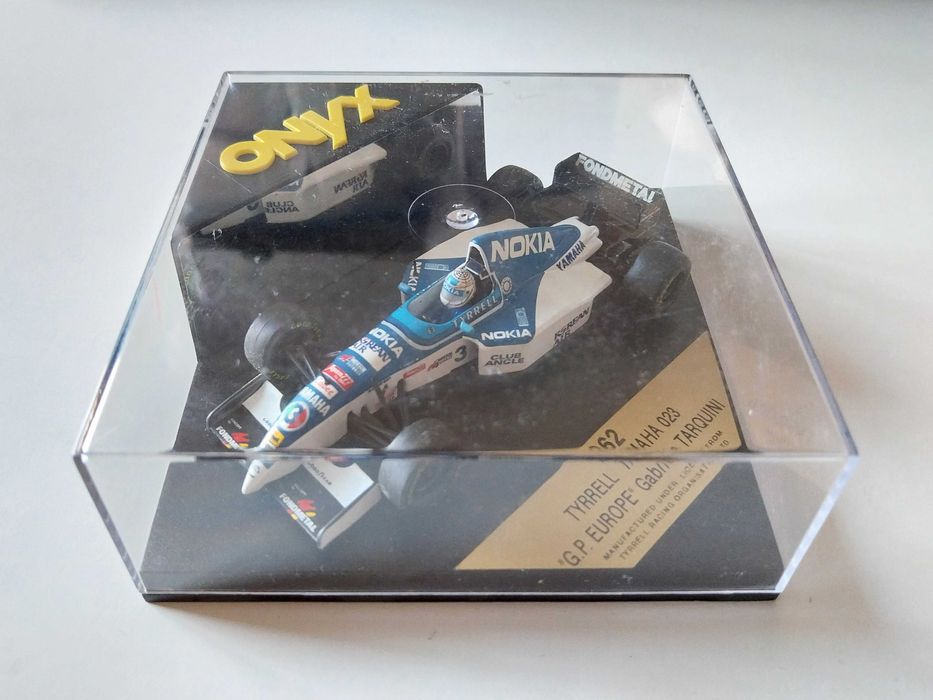miniatura 1/43 TYRRELL 023 Gabriele Tarquini (1995) | edição Onyx