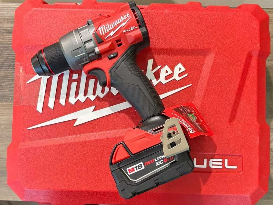 Milwaukee 2903-22 M18 FUEL Wiertarko-Wkrętarka 158 Nm 2x 5Ah