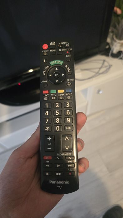 Telewizor Panasonic 42 cale z dekoderem DVBT2