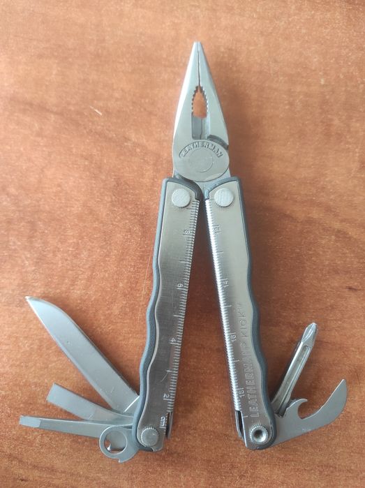 Leatherman Kick multitool scyzoryk