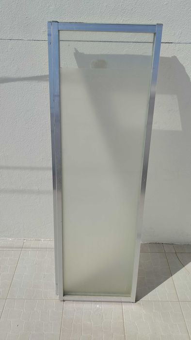 Resguardo para duche desdobrável