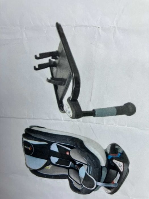 Cadeira Bébé Auto - Pierre Cardin Isofix em muito bom estado