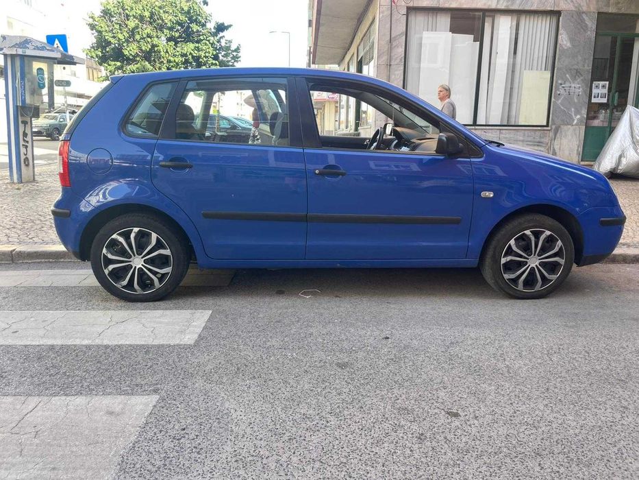 VW Polo (9N), ano de 2001, 289 400Km