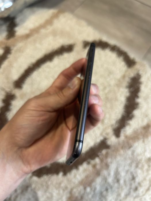 Iphone 8 64Gb в дуже гарному стані.